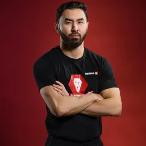 Султан Абуов